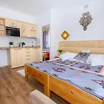 Oda ve Kahvaltı Halinka 3*