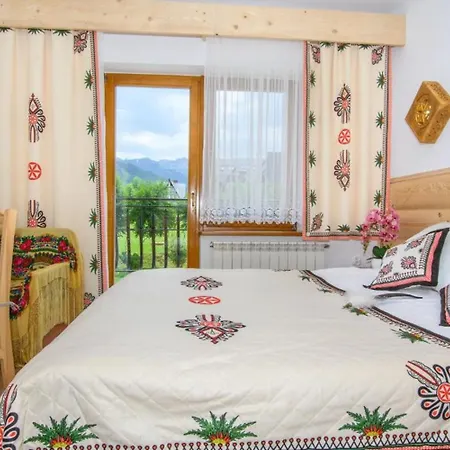 Halinka 3*