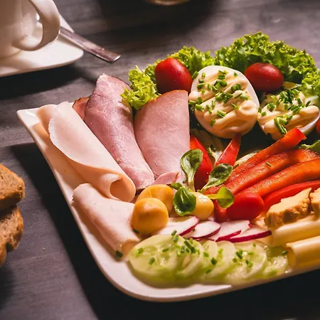 Halinka Oda ve Kahvaltı