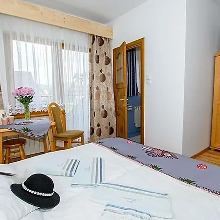 Halinka Nocleg ze śniadaniem 3*