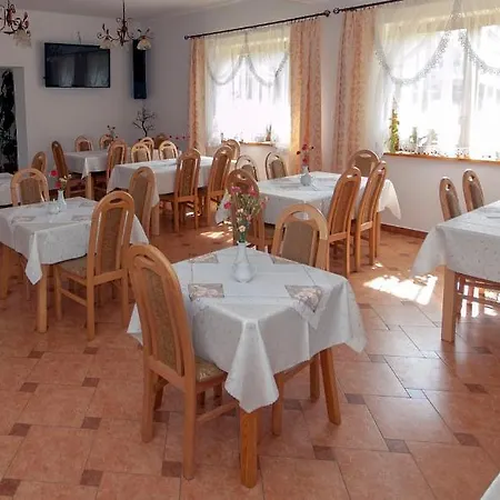 Halinka 3*